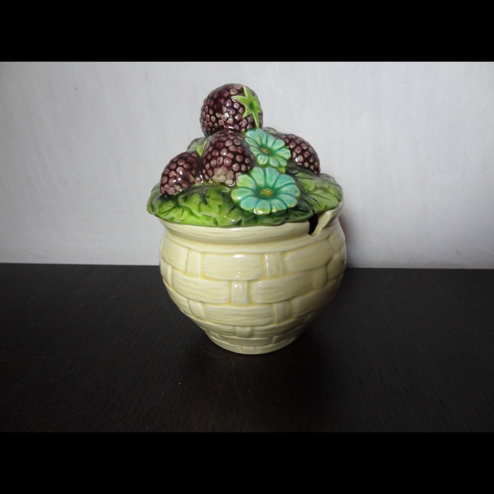 Lefton Ceramic Basket Shaped Sugar or Condiment Bowl w/Blackberries and Flowers
